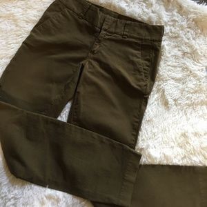 Jcrew Andie Chino . 27" inseam . Olive green. NWOT